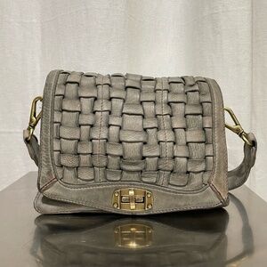 Campomaggi Shoulder Bag with Woven Detailing in Cemento